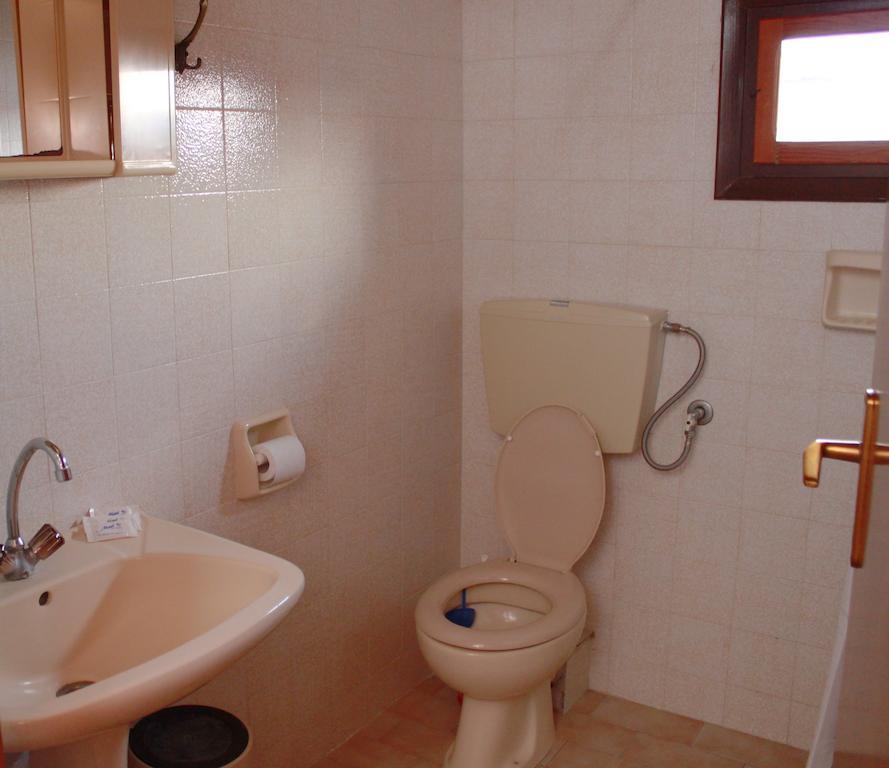 Kehagias Apartments Vrasná 客房 照片