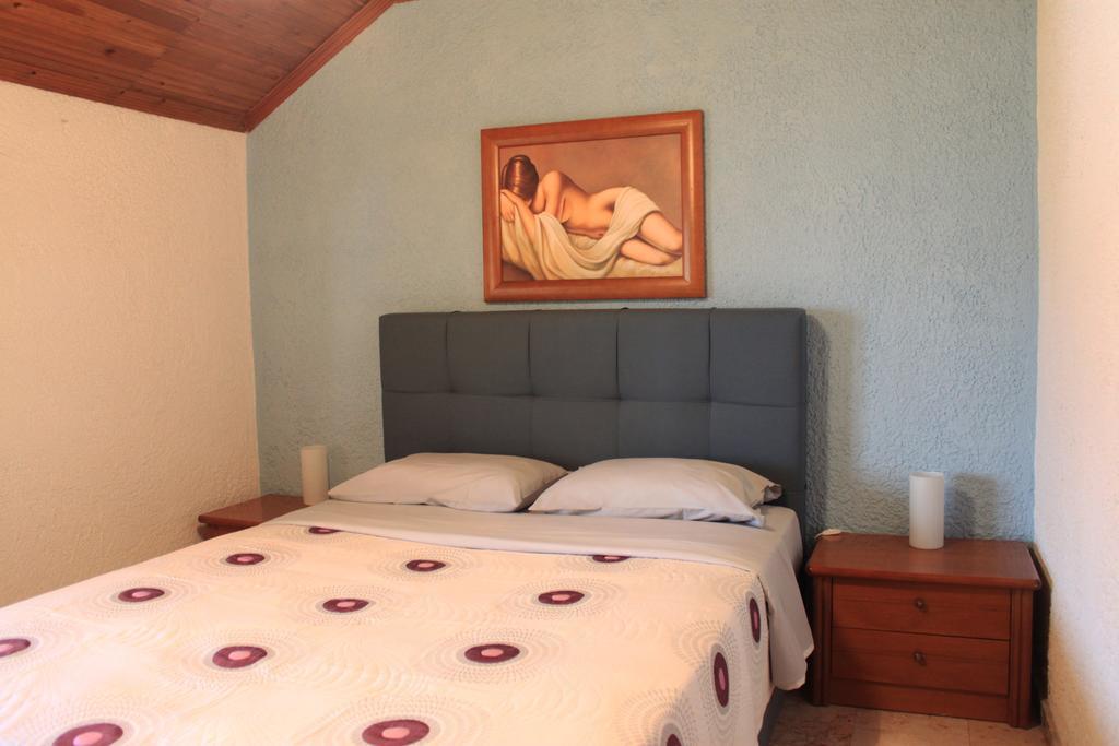 Kehagias Apartments Vrasná 外观 照片
